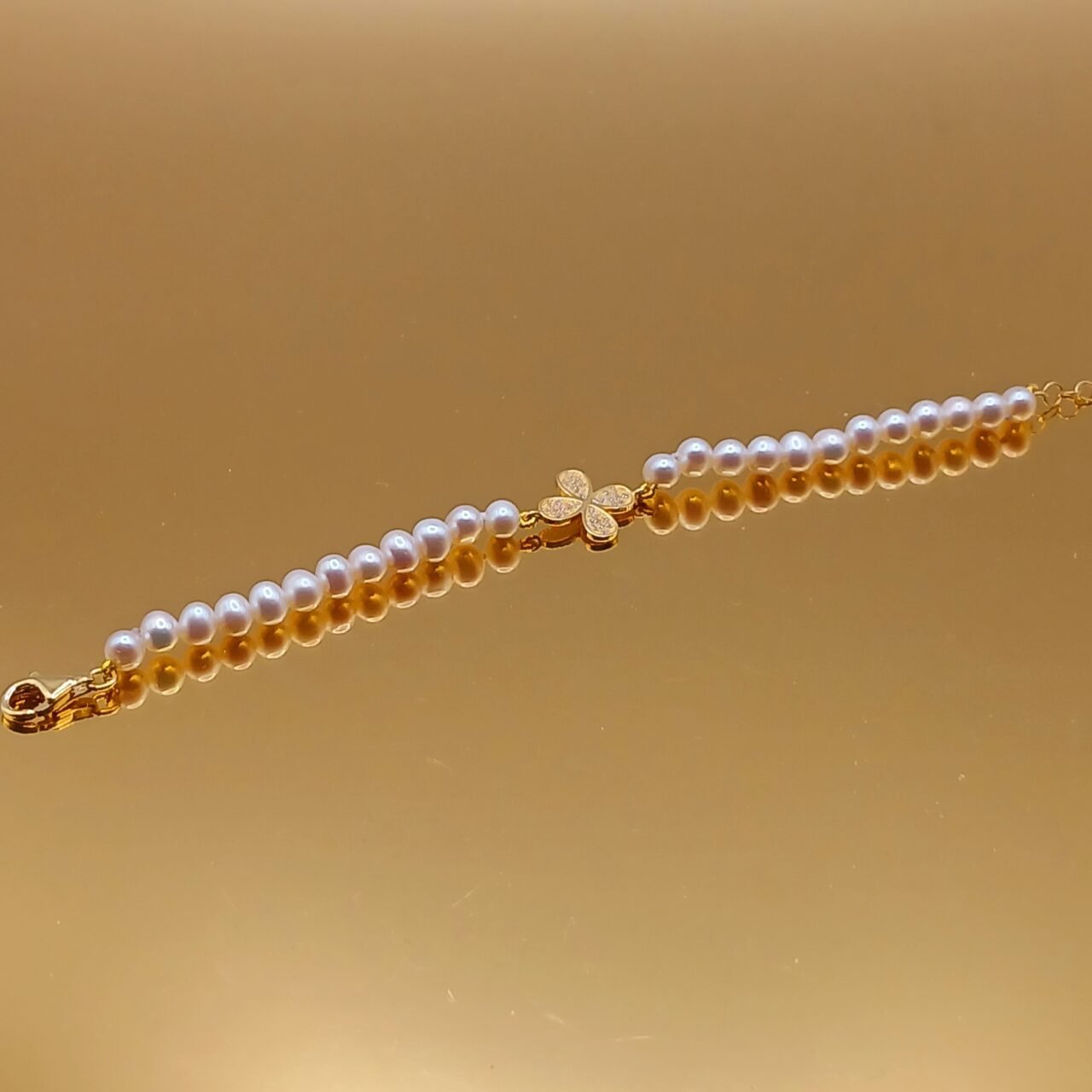 Collana con perle di fiume Fior di Loto