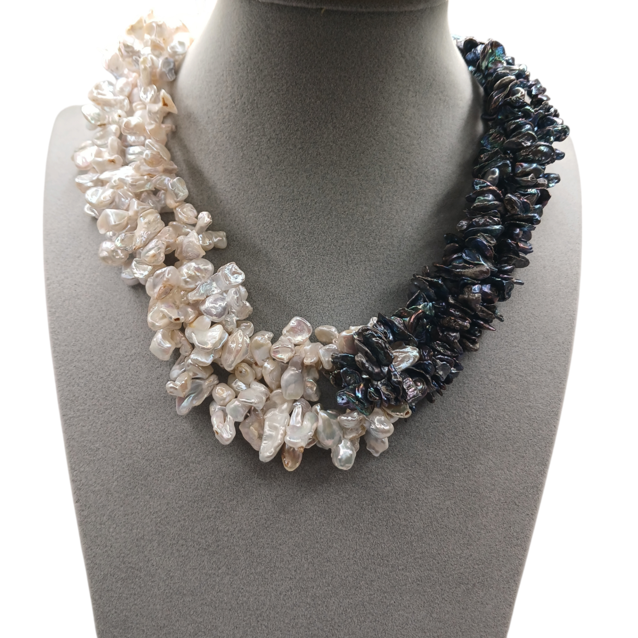 Collana con le perle Keshi-modello Keshi