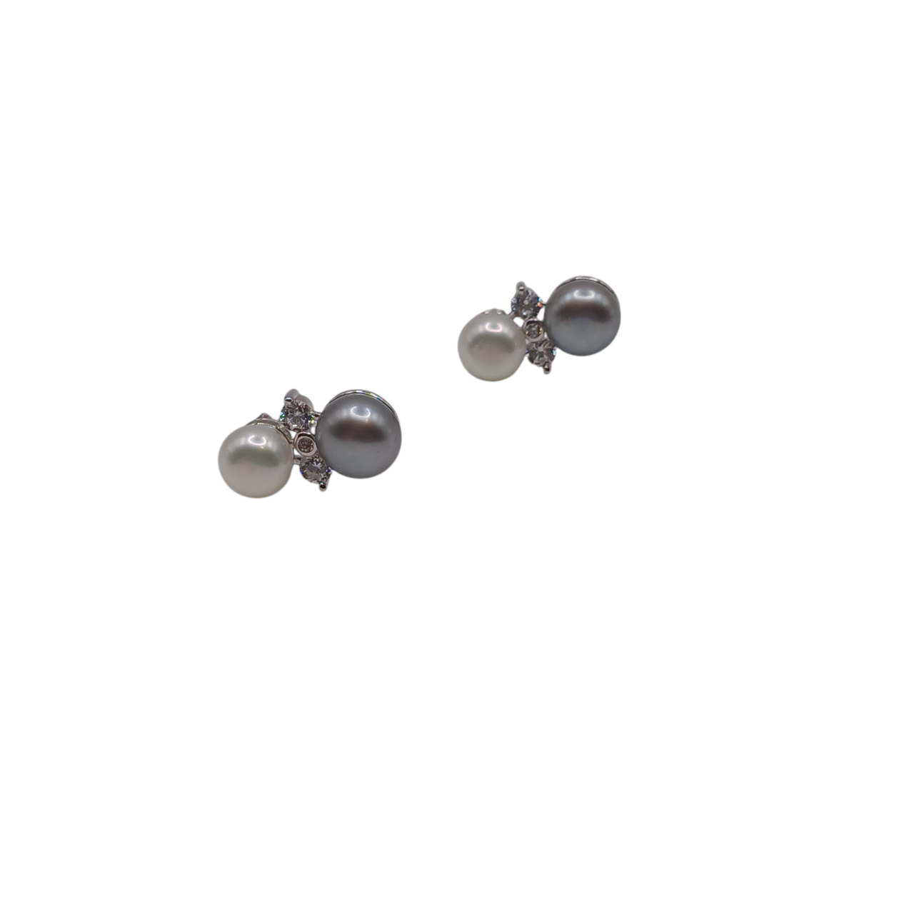 Orecchini con perle d'acqua dolce bianco e grigio e zirconi in argento 925-modello Katarina