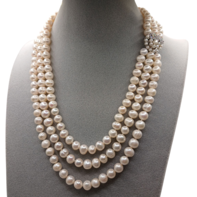 Collana con tre fili di perle di fiume-modello Regina Elisabetta - immagine 2