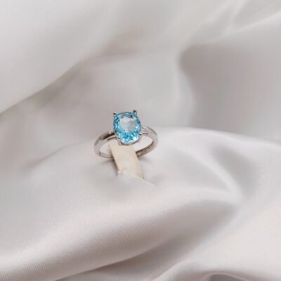 Anello in acquamarina e argento 925-modello Gaia