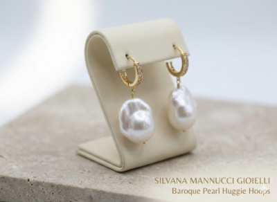 Orecchini Peonia: Eleganza Artigianale con Perle Scaramazze e Oro 24kt