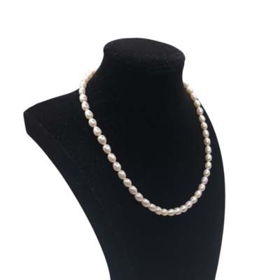 Collana con le perle d’acqua dolce-modello Tiziana