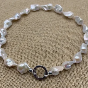 collana-grandi-perle-scaramazze-modello-gaia