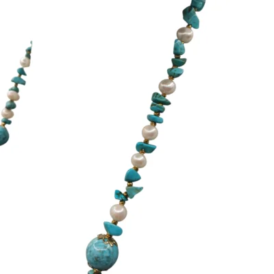 Collana con grandi perle scaramazze, perle di fiume e chips di turchese modello- Isole Lanzarote