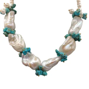 Collana con grandi perle scaramazze, perle di fiume e chips di turchese modello- Isole Tenerife