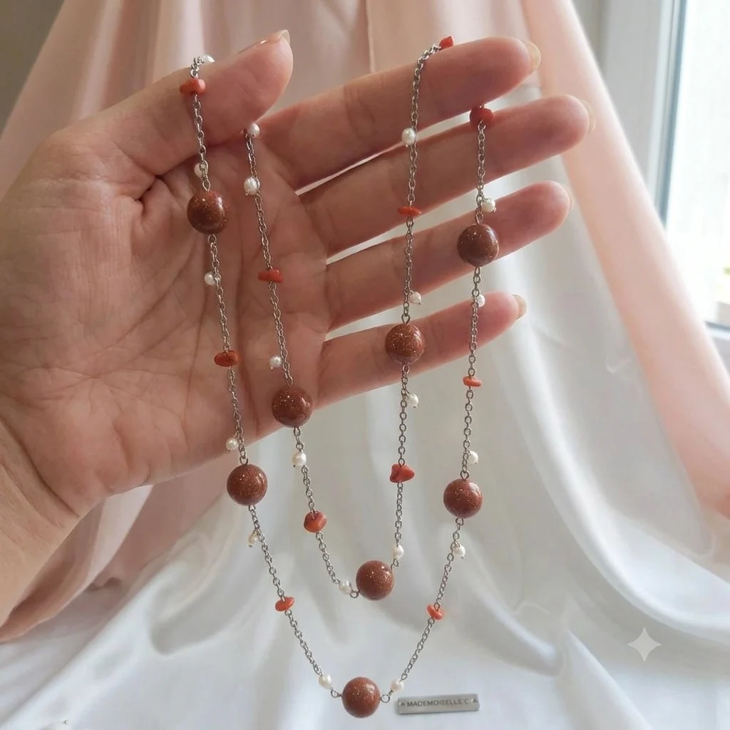 Collana con Agata marrone, corallo e perline di fiume