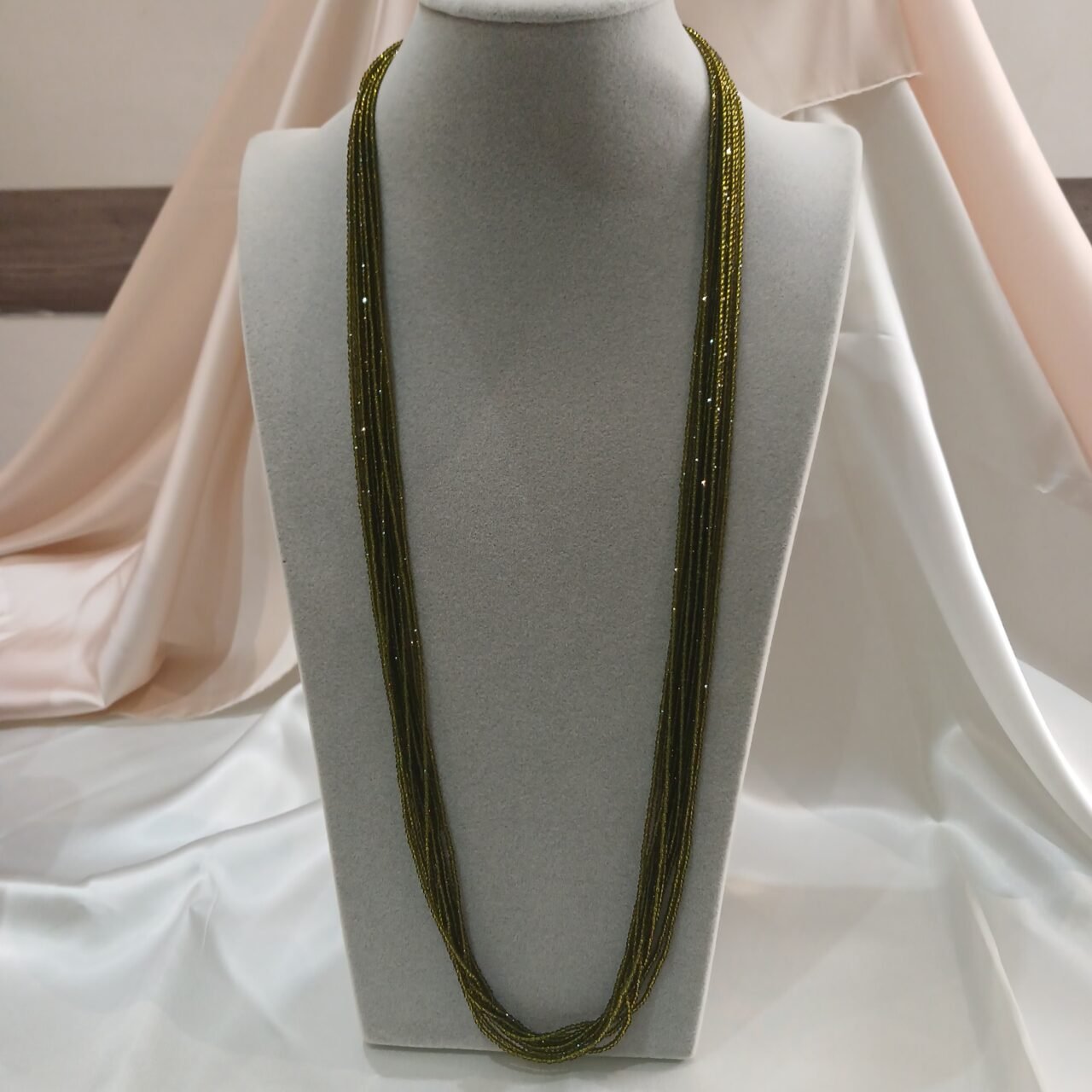 Collana in autentico Spinello