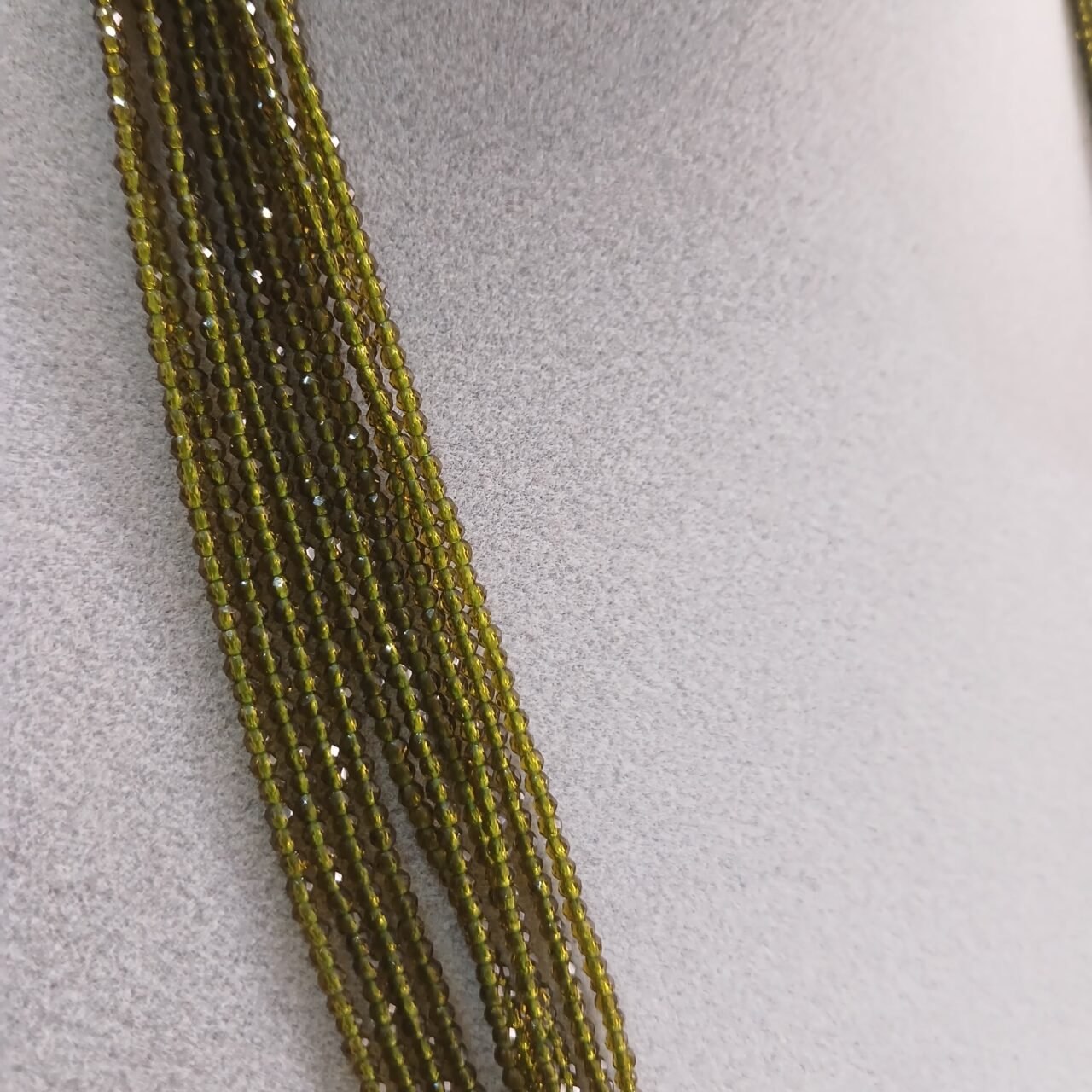 Collana in autentico Spinello