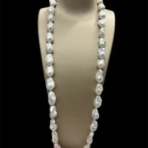 Collana Linda con le perle scaramazze di grandi dimensioni