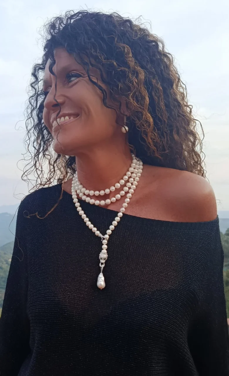 Collana Lunga "Katia" Stile Chanel in Perle d'Acqua Dolce